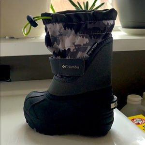Columbia toddler boots